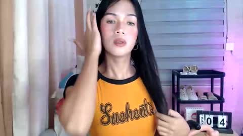 Melly online show from April 4, 10:14 am