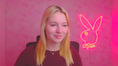 Melanie online show from November 7, 12:44 pm