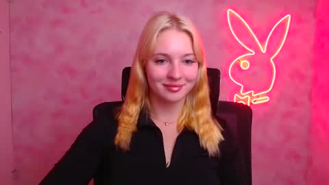 Melanie online show from September 24, 6:01 am