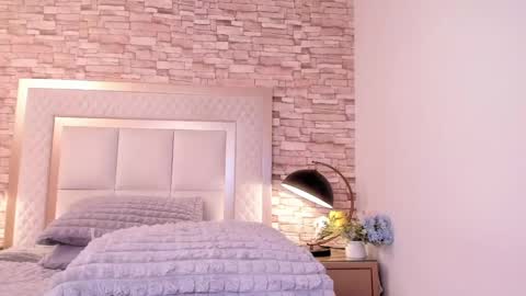 Call me Miley  online show from October 22, 9:09 pm