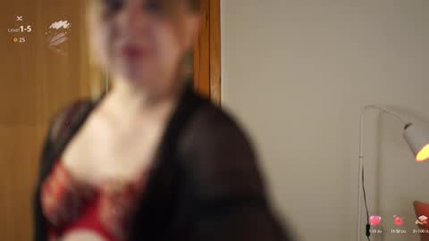 _million_dollarsmile online show from March 18, 5:29 pm