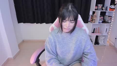 Hanna  Idependent Model   online show from March 6, 5:03 am