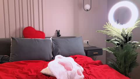 alienmito online show from February 21, 6:36 am