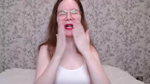  mizuka  online show from October 9, 2:32 pm