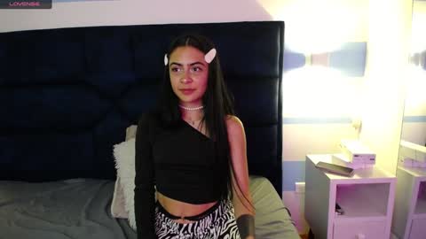 Molly online show from December 18, 10:02 pm