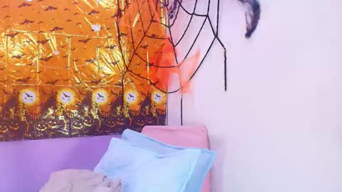 Luna online show from October 10, 2:00 pm