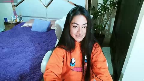 Natasha Rodriguez independent model online show from December 12, 6:47 am