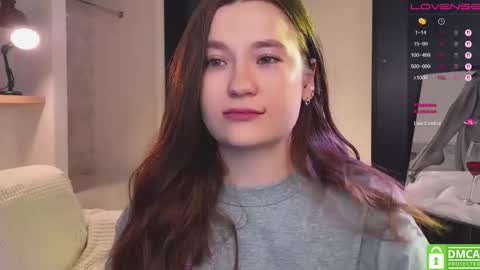 Mia with a big heart  online show from February 11, 12:17 pm