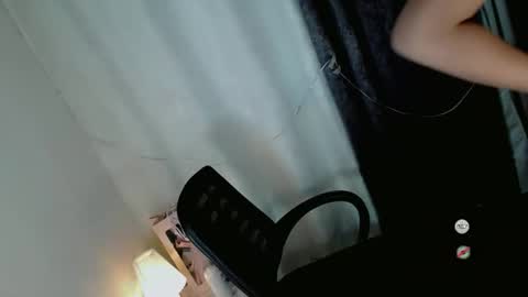 _odette22 online show from March 21, 6:51 am