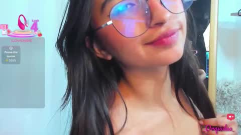 Orquidea  online show from October 16, 2:20 pm