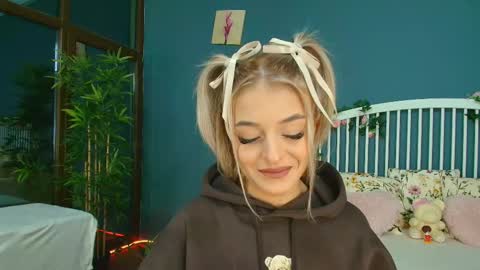 Alisa online show from October 23, 4:18 am