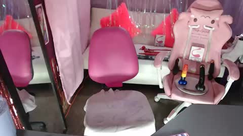 sexy pamela online show from October 19, 6:15 am