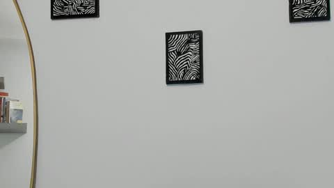 _silvia_vega_ online show from December 19, 4:16 am