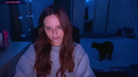 Alice online show from September 15, 9:33 pm