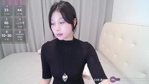 winni online show from October 13, 8:17 am