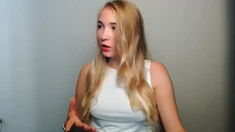 Rachel online show from October 10, 11:04 am