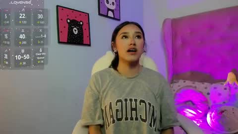 Sophie  online show from September 29, 10:26 pm