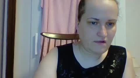 Melisa online show from March 3, 7:03 pm