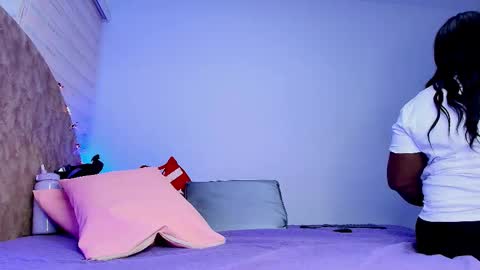 susy online show from December 2, 11:56 am