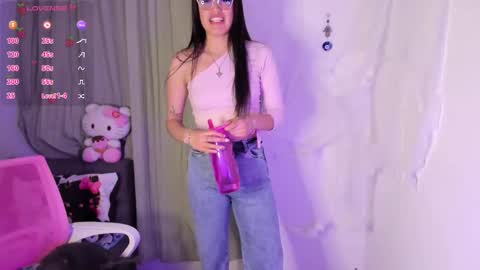 Angela   online show from November 4, 2:38 am