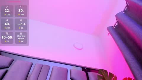 _valeria_saenz_ online show from November 6, 4:29 am