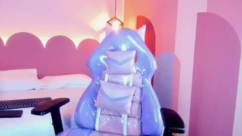 _valeryboobs_ online show from November 18, 12:39 pm