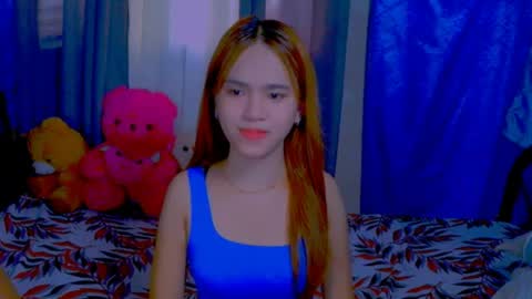 _xxlilly online show from May 23, 10:02 am