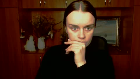 Katherine online show from February 8, 3:31 pm