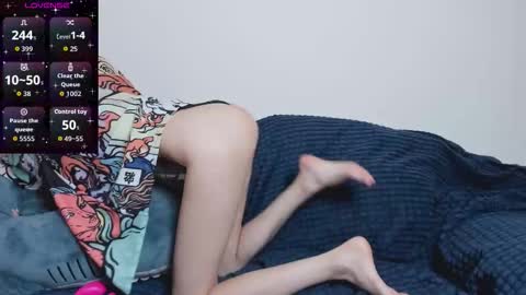 Mia online show from September 12, 6:37 pm