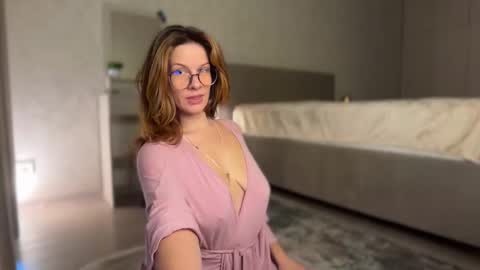        online show from December 15, 8:52 am