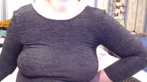 NINA online show from September 20, 7:01 pm