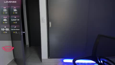 andrea online show from September 12, 8:12 am