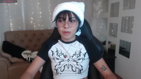 Abbi online show from December 13, 7:43 pm