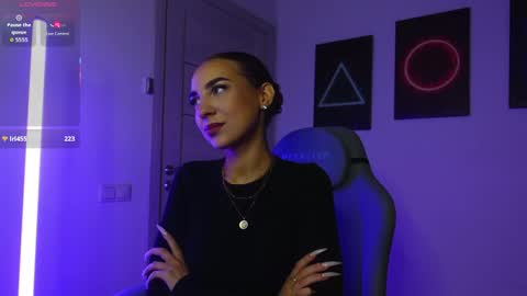 ABBY LAKER online show from September 15, 6:00 am