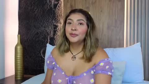 Abbygail online show from October 3, 1:27 pm