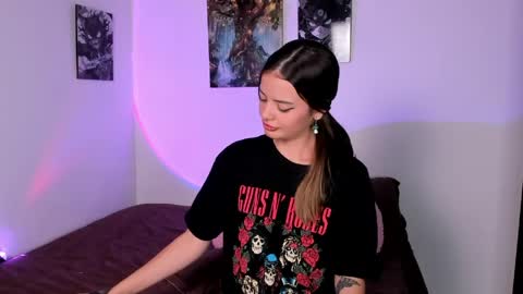 Abby Saenz online show from March 31, 9:37 pm