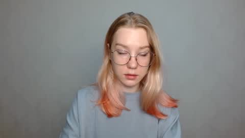 Abby Lovense is active online show from January 8, 7:45 am