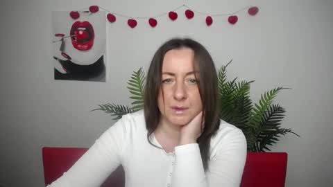 abbytaylorr online show from February 12, 7:43 am