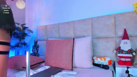 abelladgr online show from December 19, 2:48 am