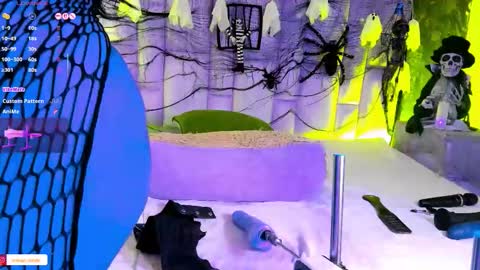 aberachmackay online show from October 15, 11:13 am