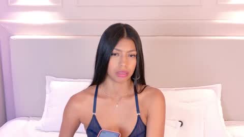 abiehils online show from February 16, 9:59 pm