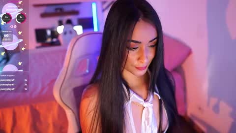 Abigail online show from December 14, 9:53 pm