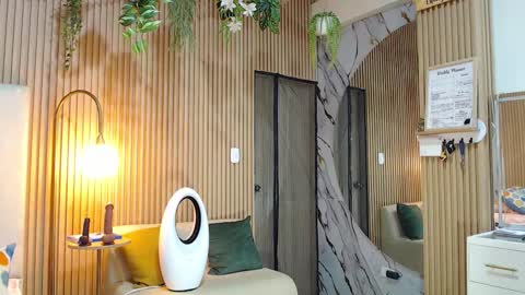 abigailowensss online show from March 5, 8:37 pm