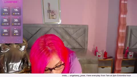 abril_ch_ online show from February 5, 12:41 pm