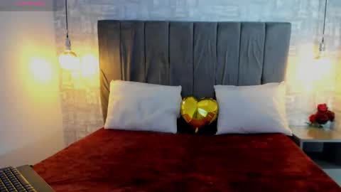 abrilsantana_ online show from September 25, 4:44 am