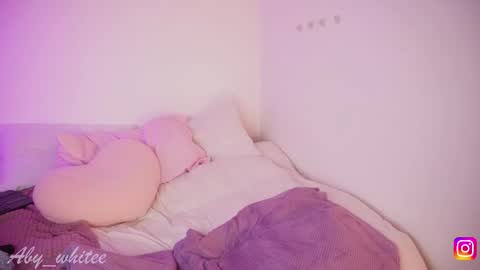   Aby   online show from November 18, 6:36 am