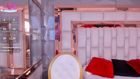 adalinarusell_ online show from November 19, 1:22 pm