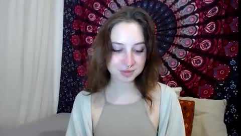 Adalyn online show from February 19, 7:35 pm