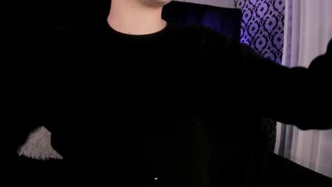 Ade  online show from December 3, 8:22 pm