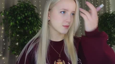 Adele online show from February 1, 6:19 pm